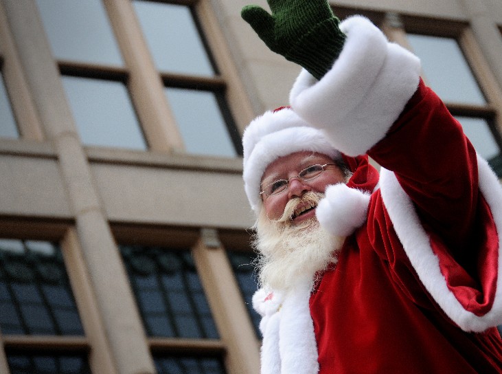 Santa Jeff in McDonald's Thanksigivng Parade 2010 Chicago